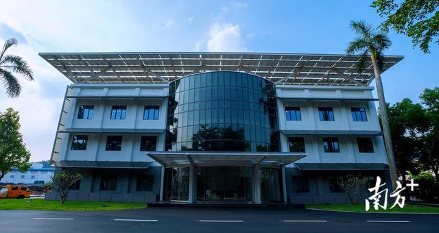 探访钢结构模块化产品智能工厂 打通智造全要素，生产效率提3倍